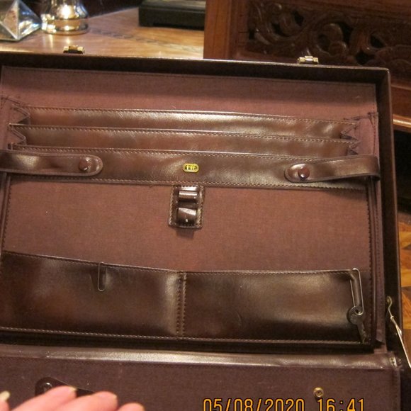 Brown Leather Briefcase - Picture 8 of 9